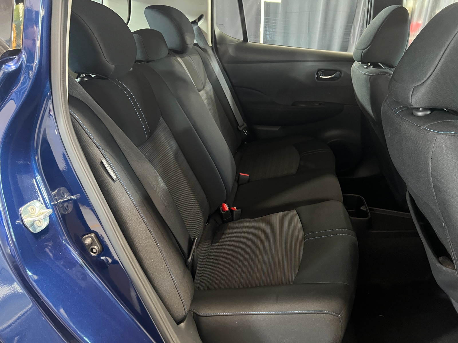 Thumbnail: 2023 Nissan Leaf - 6