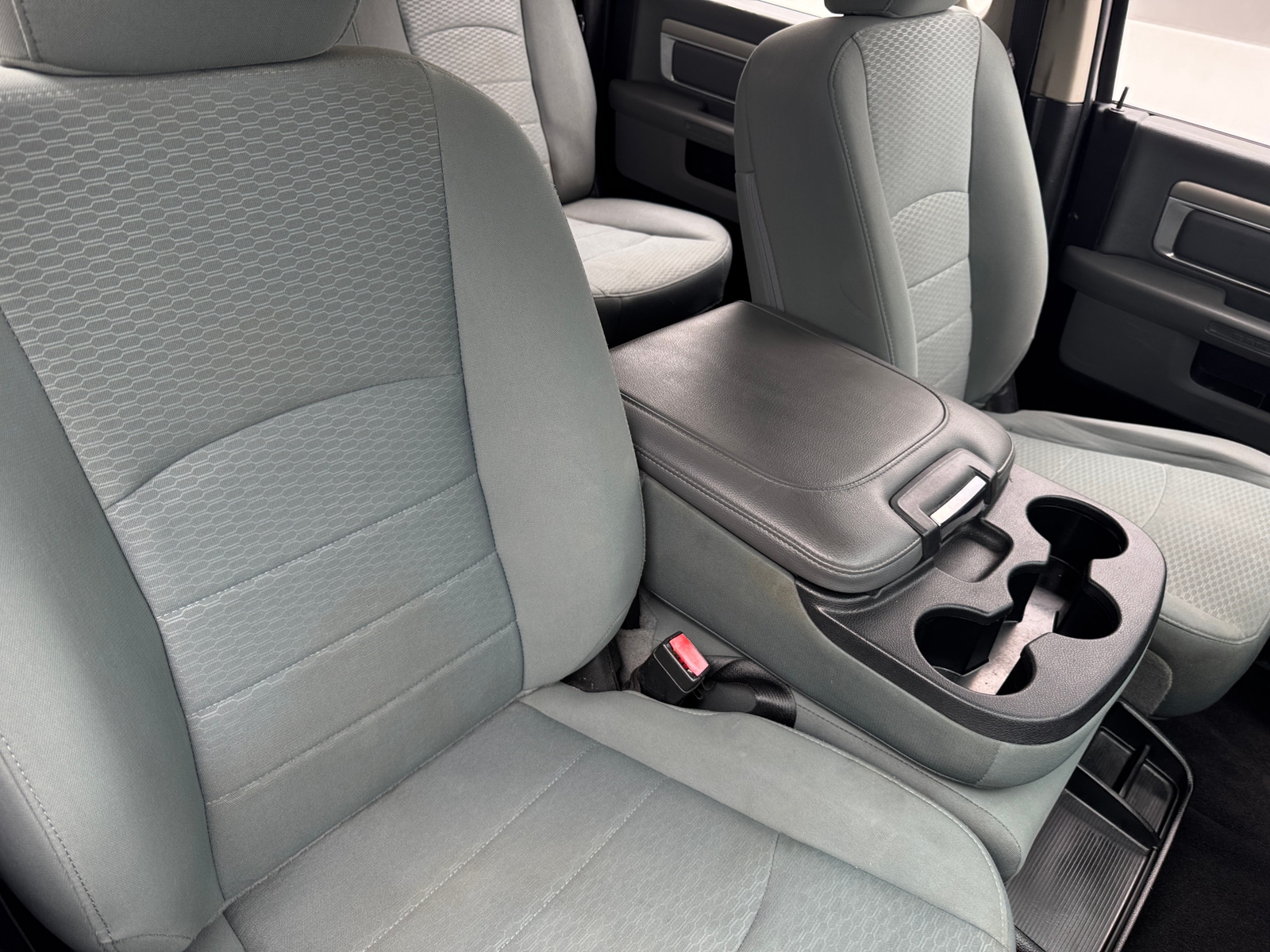 Thumbnail: 2019 RAM 1500 Classic - 2
