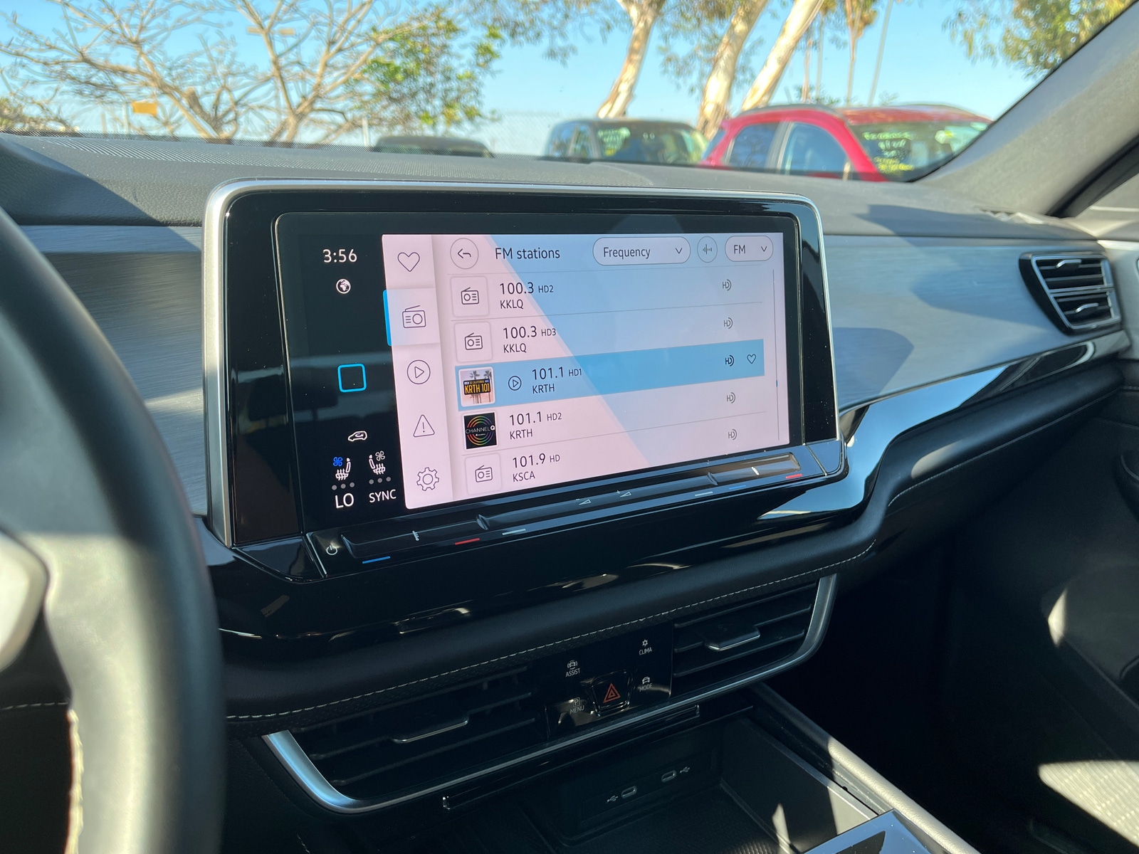 Thumbnail: 2025 Volkswagen Atlas - 4