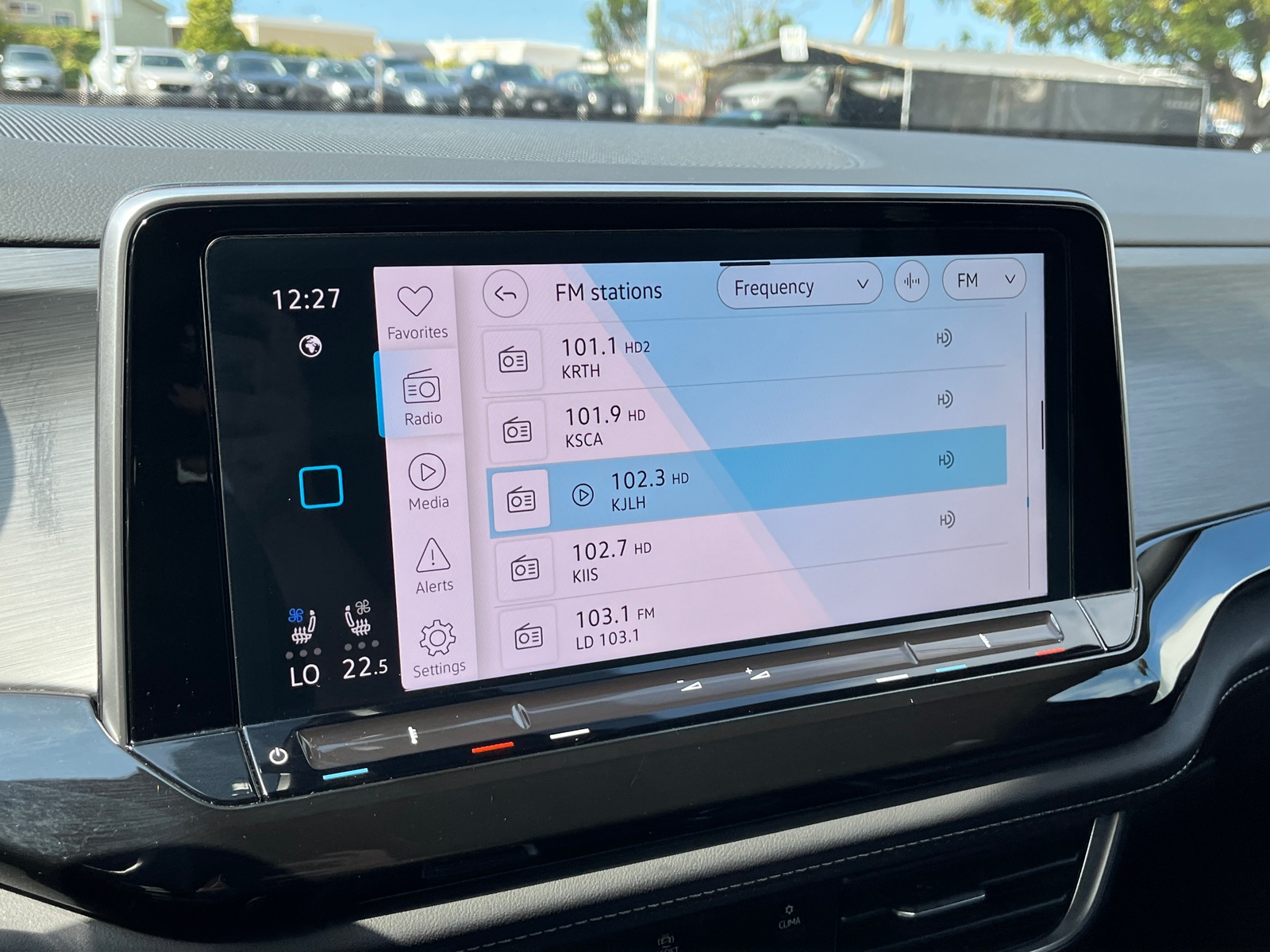 Thumbnail: 2025 Volkswagen Atlas - 4