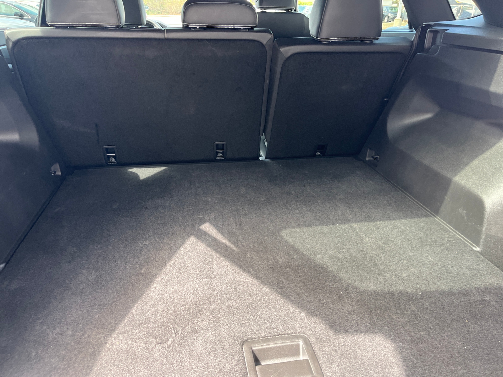 Thumbnail: 2025 Volkswagen Atlas - 6