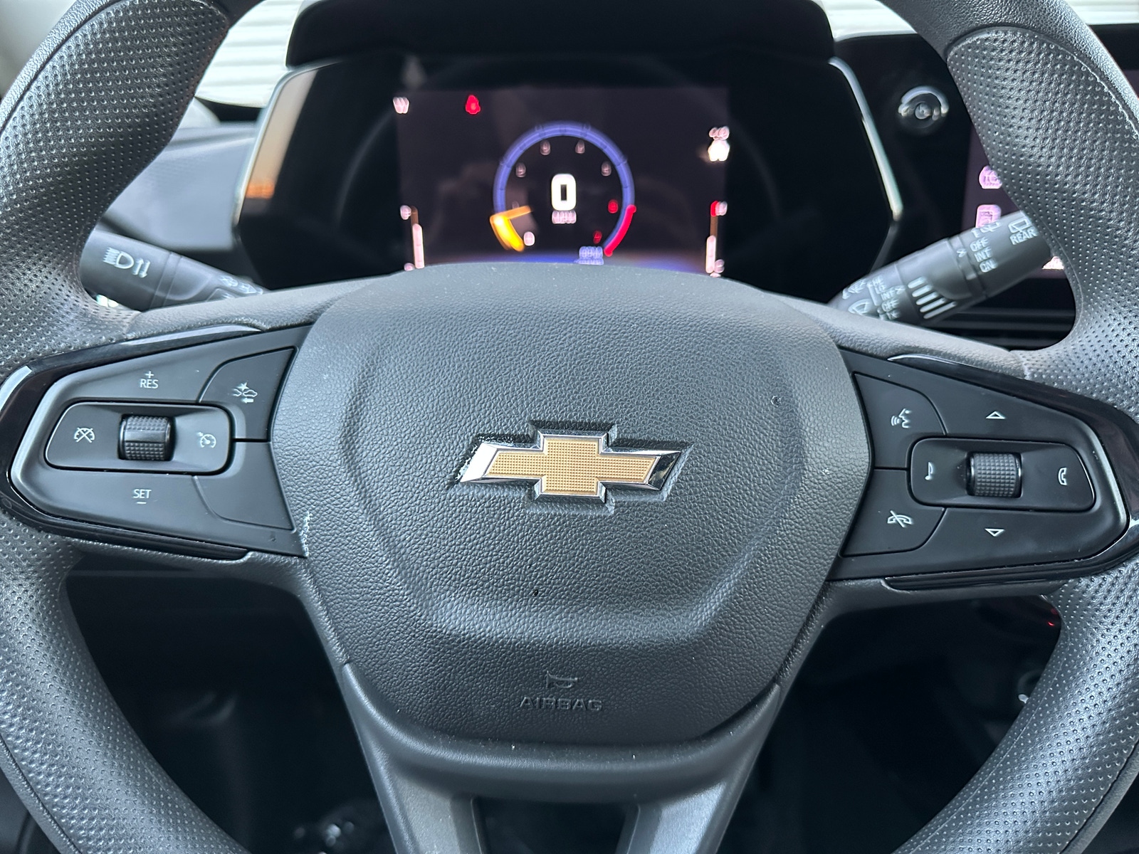 Thumbnail: 2025 Chevrolet Trax - 5