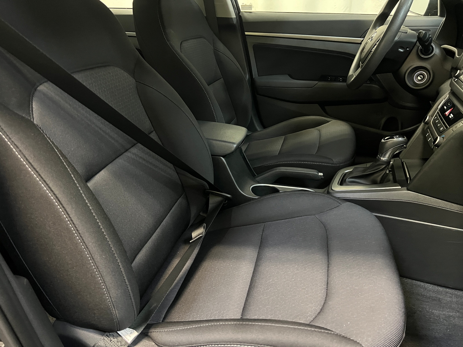 Thumbnail: 2018 Hyundai Elantra - 2
