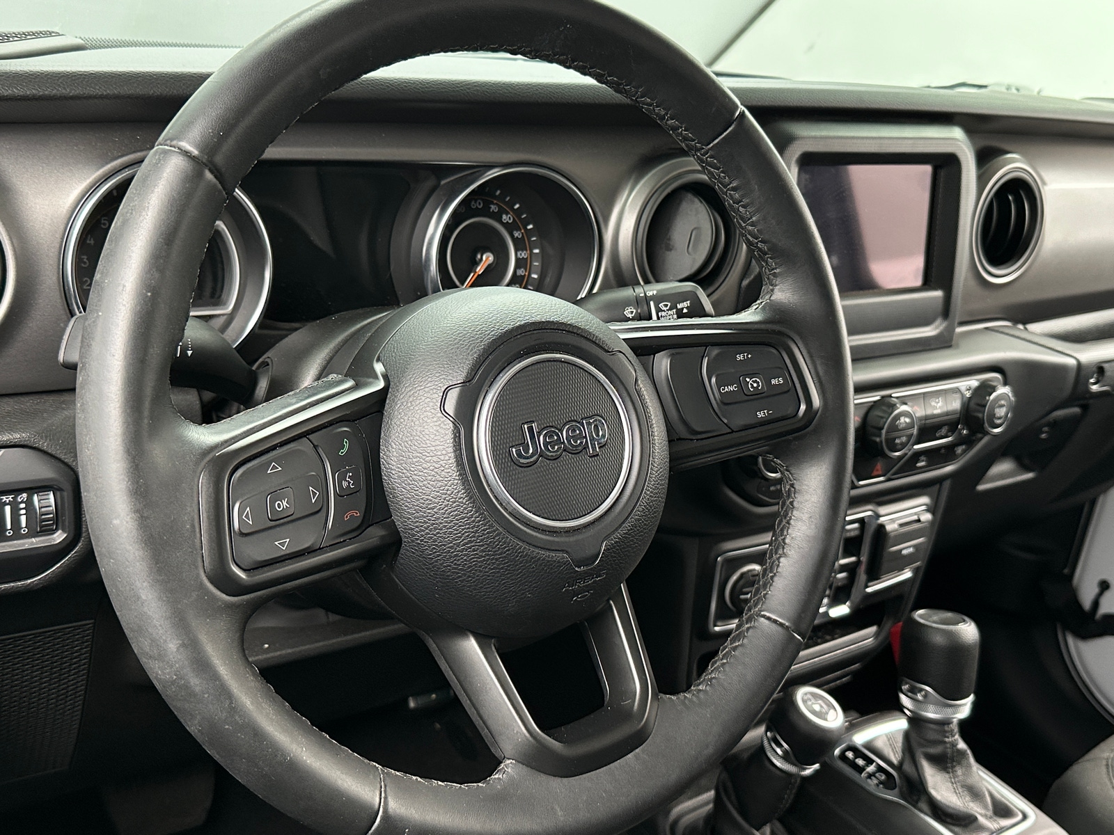 Thumbnail: 2022 Jeep Gladiator - 5