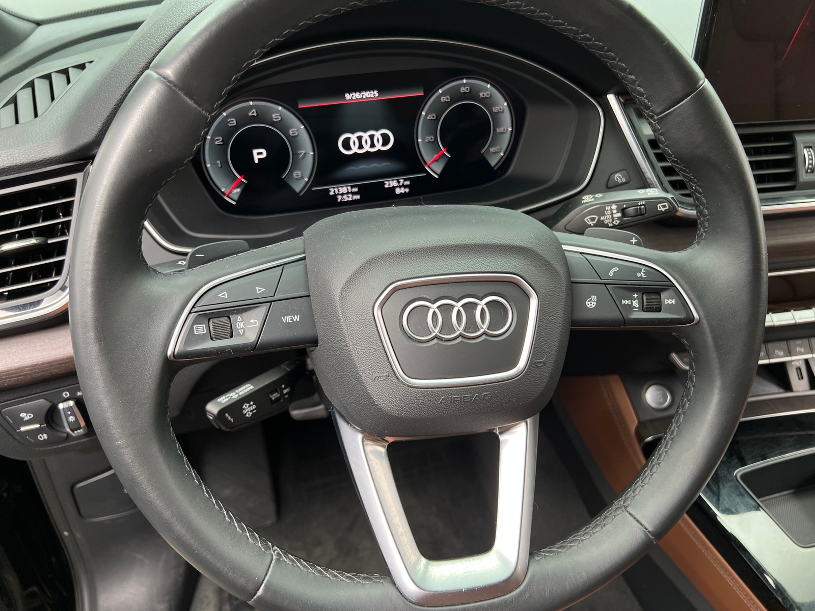 Thumbnail: 2022 Audi Q5 - 4