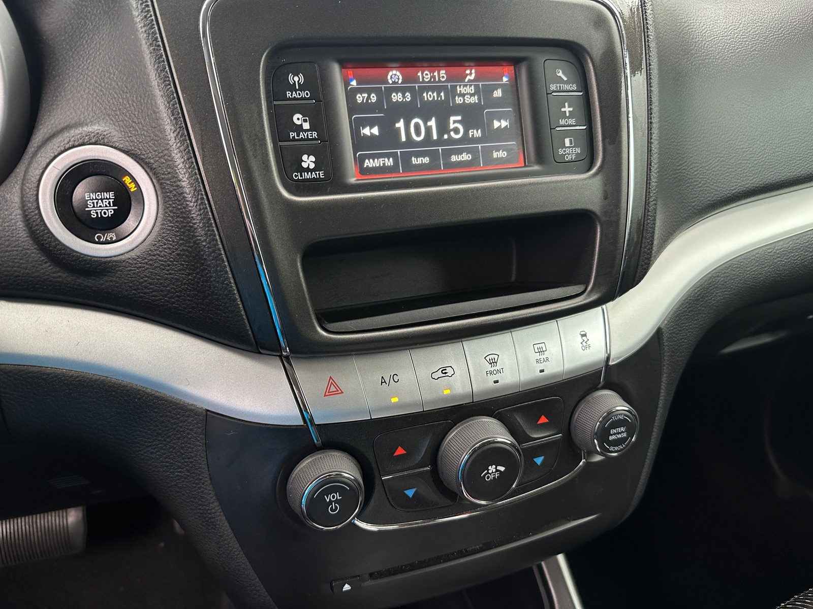 Thumbnail: 2020 Dodge Journey - 4