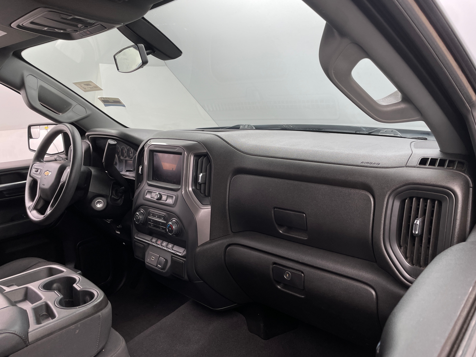 Thumbnail: 2020 Chevrolet Silverado 1500 - 3