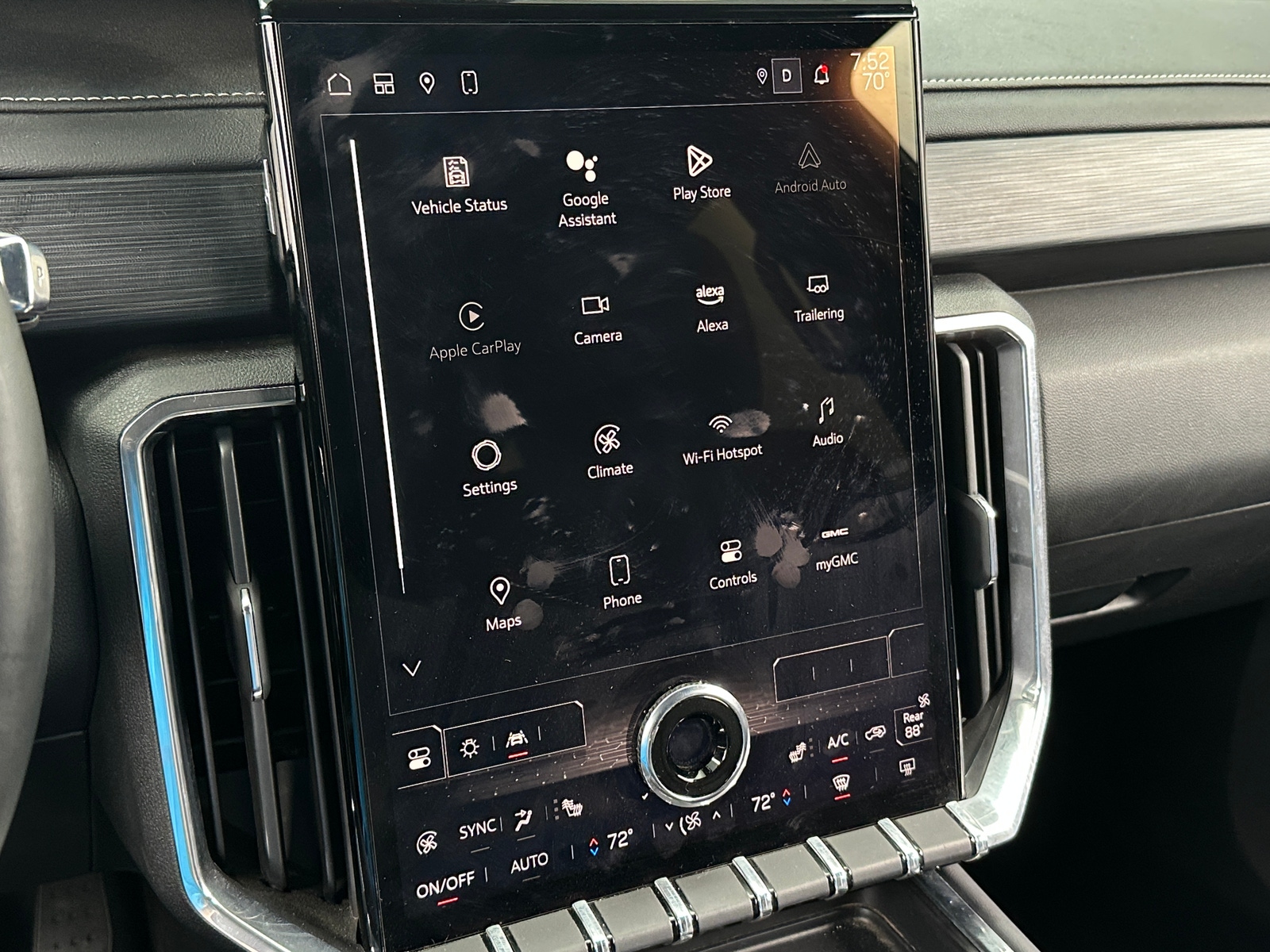 Thumbnail: 2025 GMC Acadia - 4