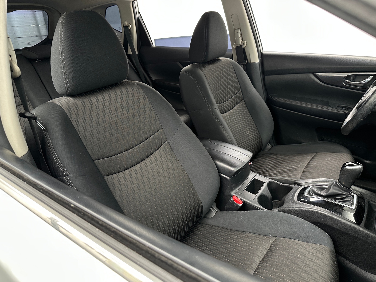 Thumbnail: 2017 Nissan Rogue - 2