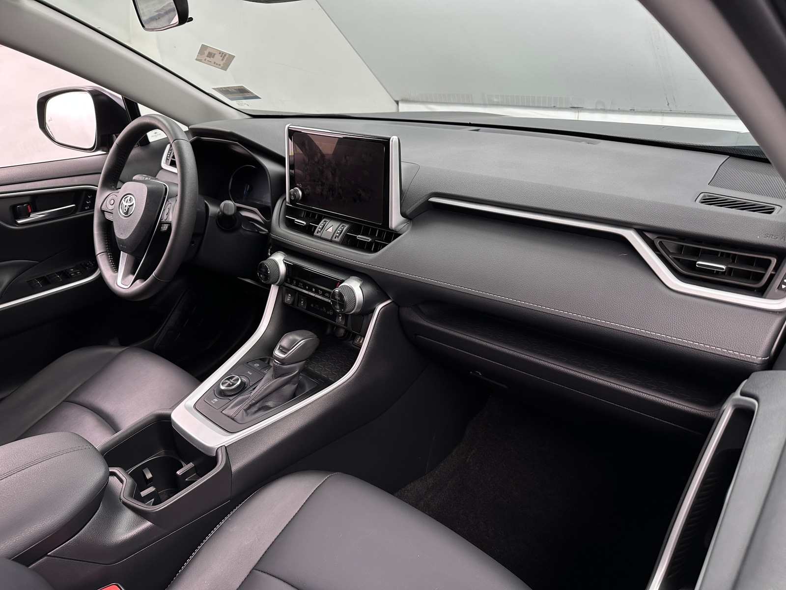Thumbnail: 2024 Toyota RAV4 - 2
