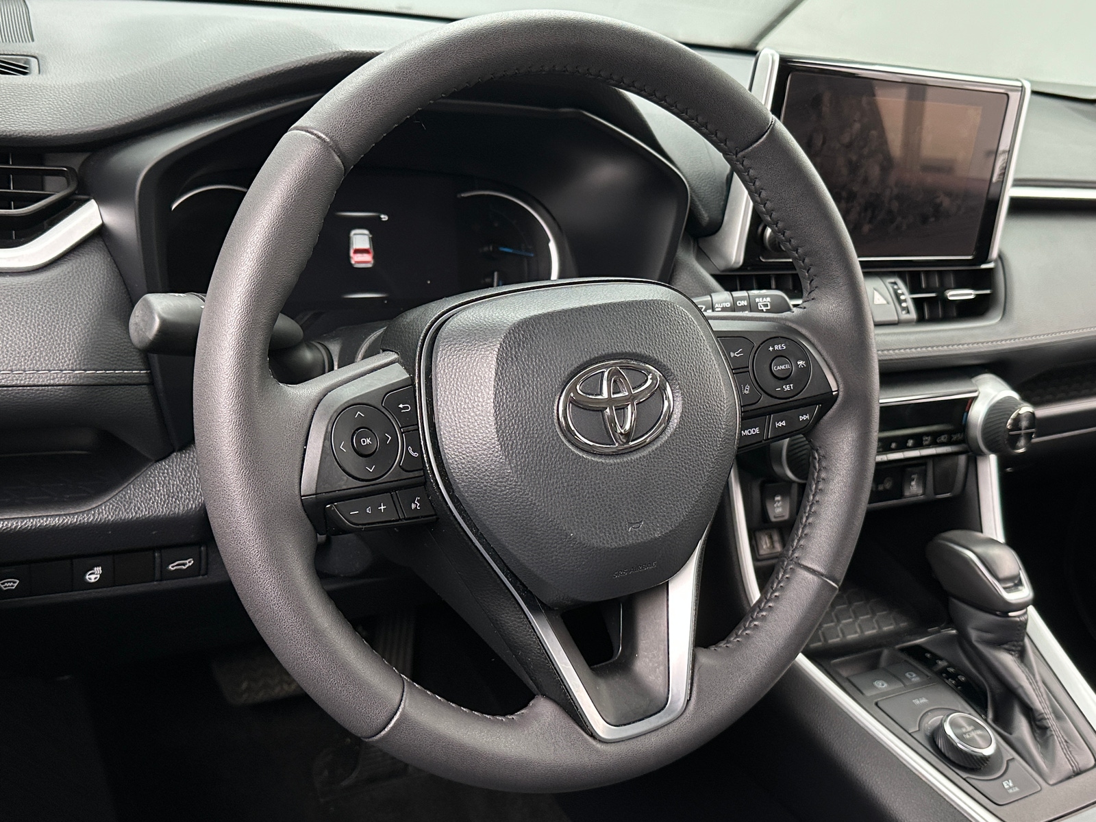Thumbnail: 2024 Toyota RAV4 - 4
