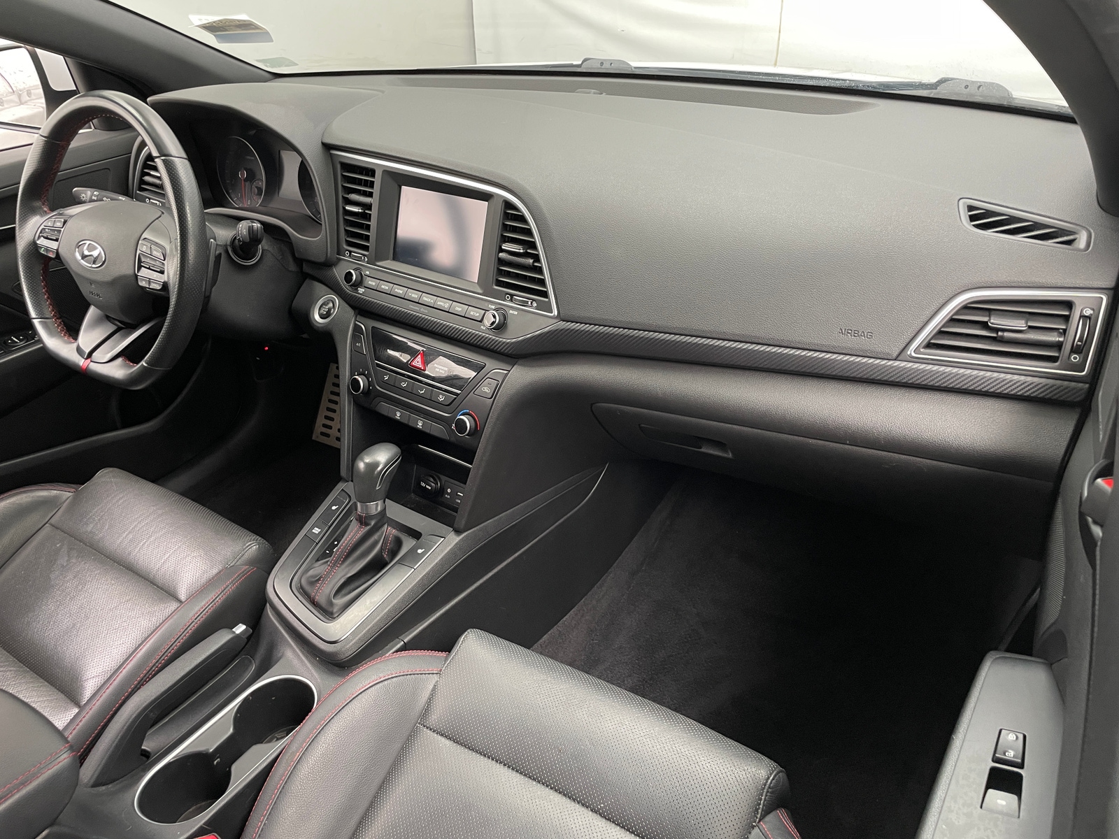 Thumbnail: 2018 Hyundai Elantra - 2