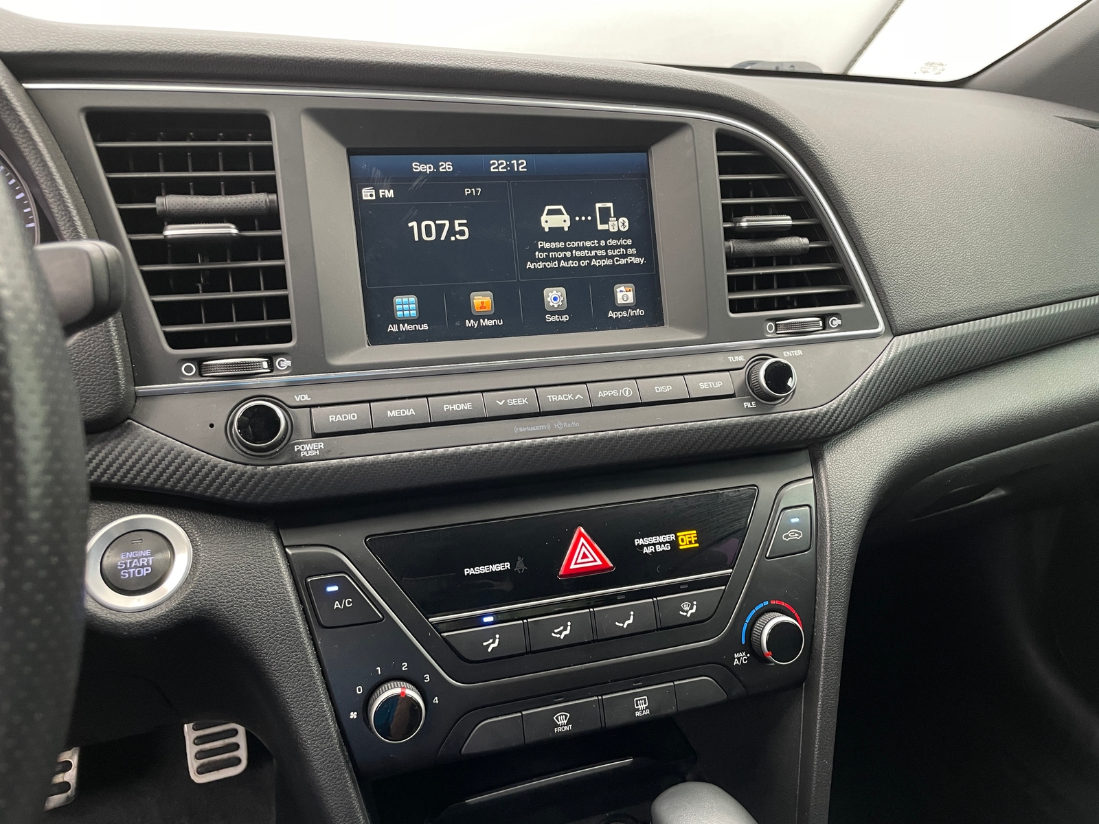 Thumbnail: 2018 Hyundai Elantra - 3