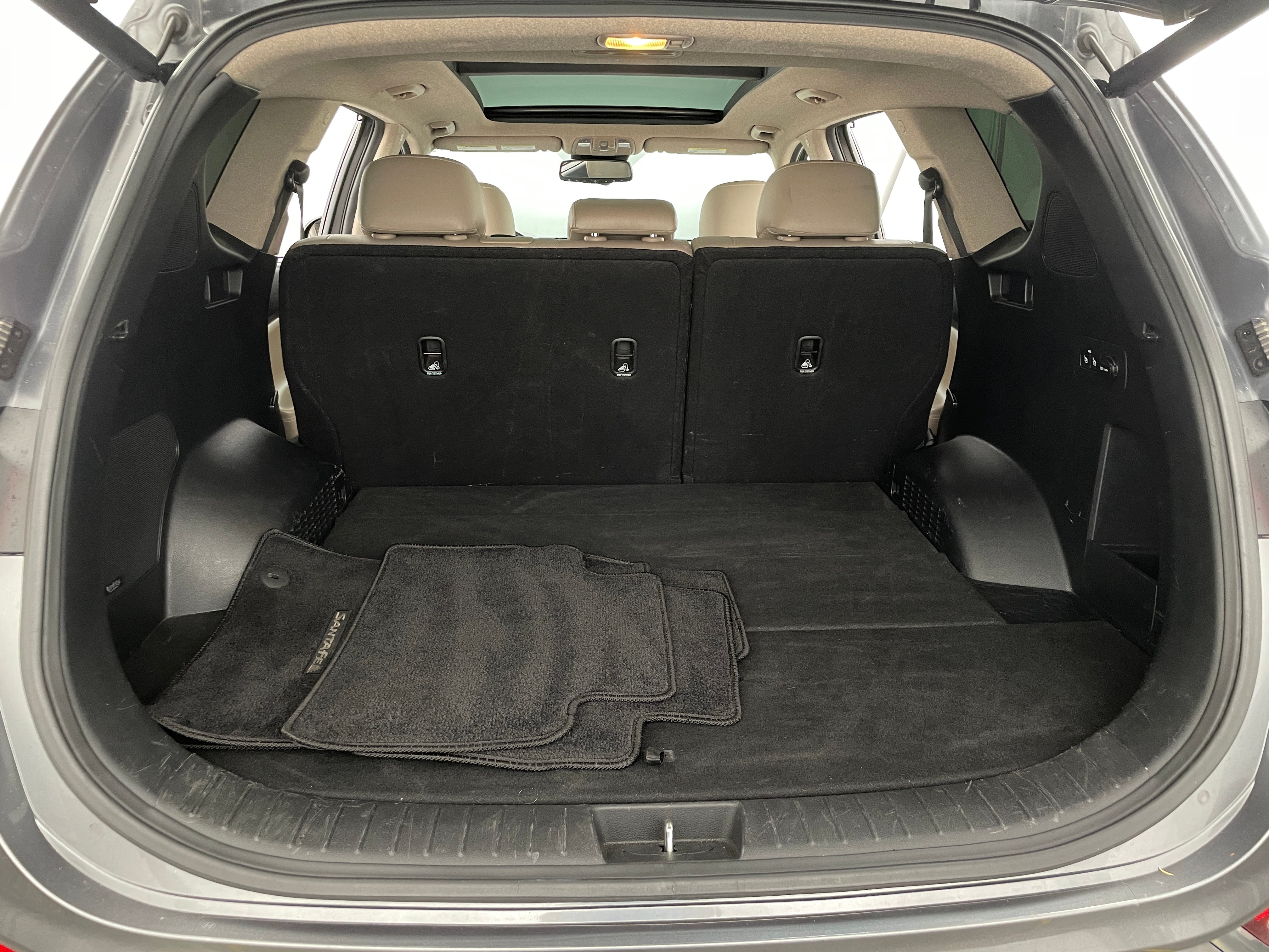 Thumbnail: 2019 Hyundai Santa Fe - 6