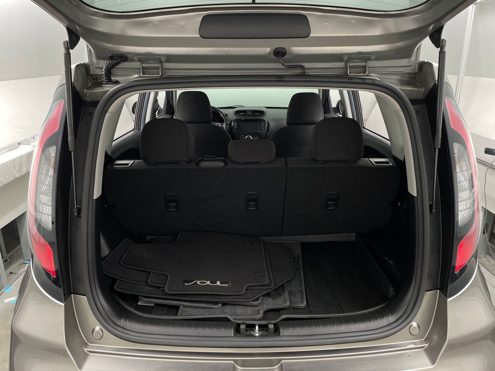 Thumbnail: 2018 Kia Soul - 7