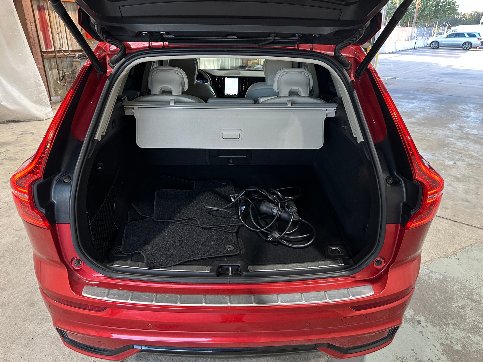 Thumbnail: 2024 Volvo XC60 - 6