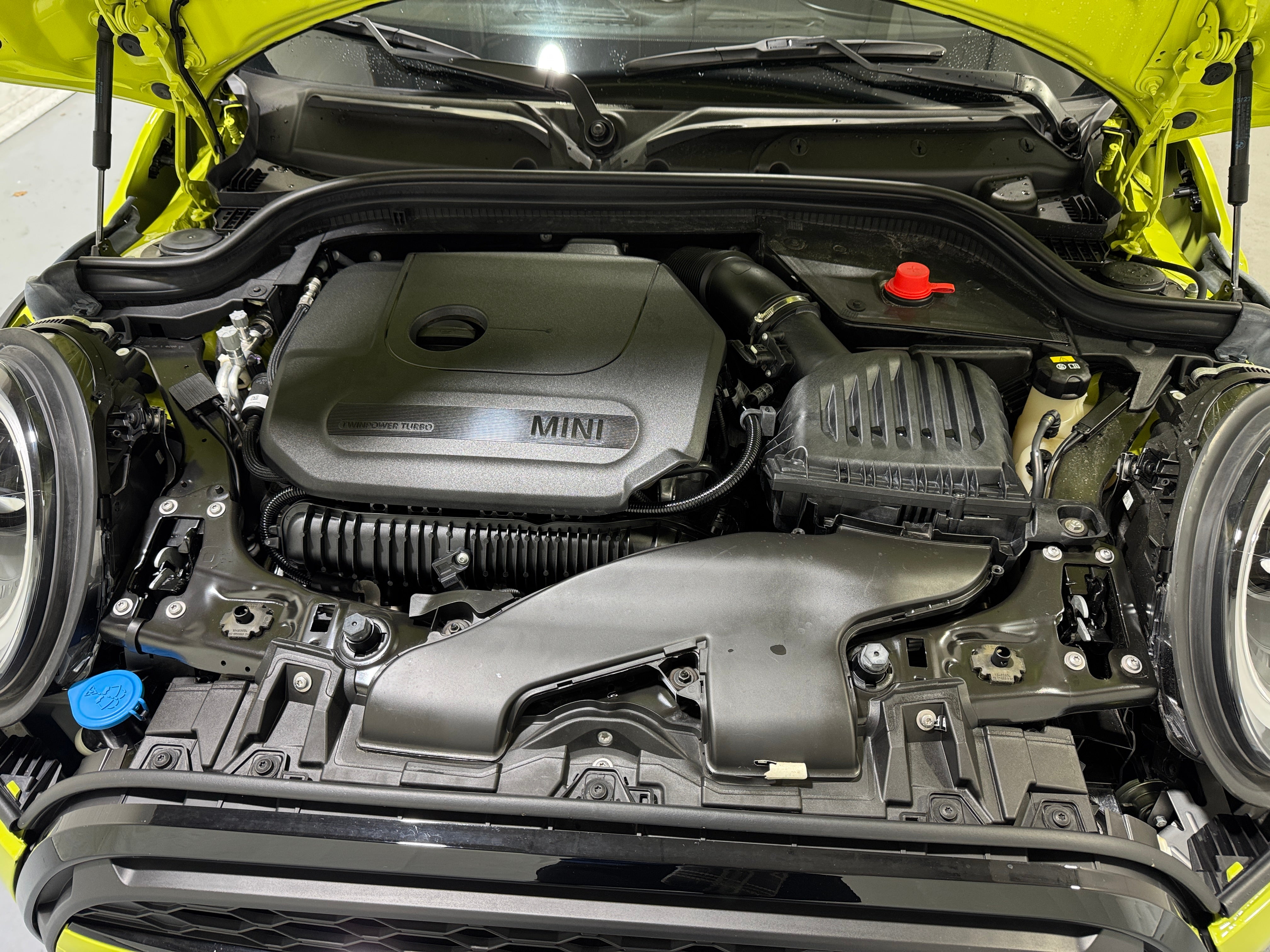 2023 MINI Hardtop 4 Door