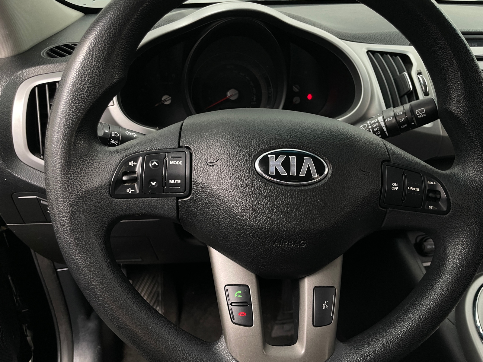 Thumbnail: 2016 Kia Sportage - 5