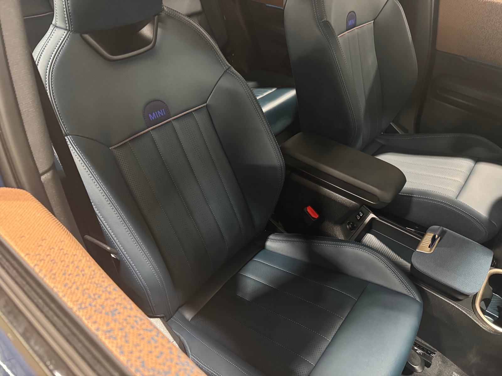 Thumbnail: 2025 MINI Cooper Countryman - 2