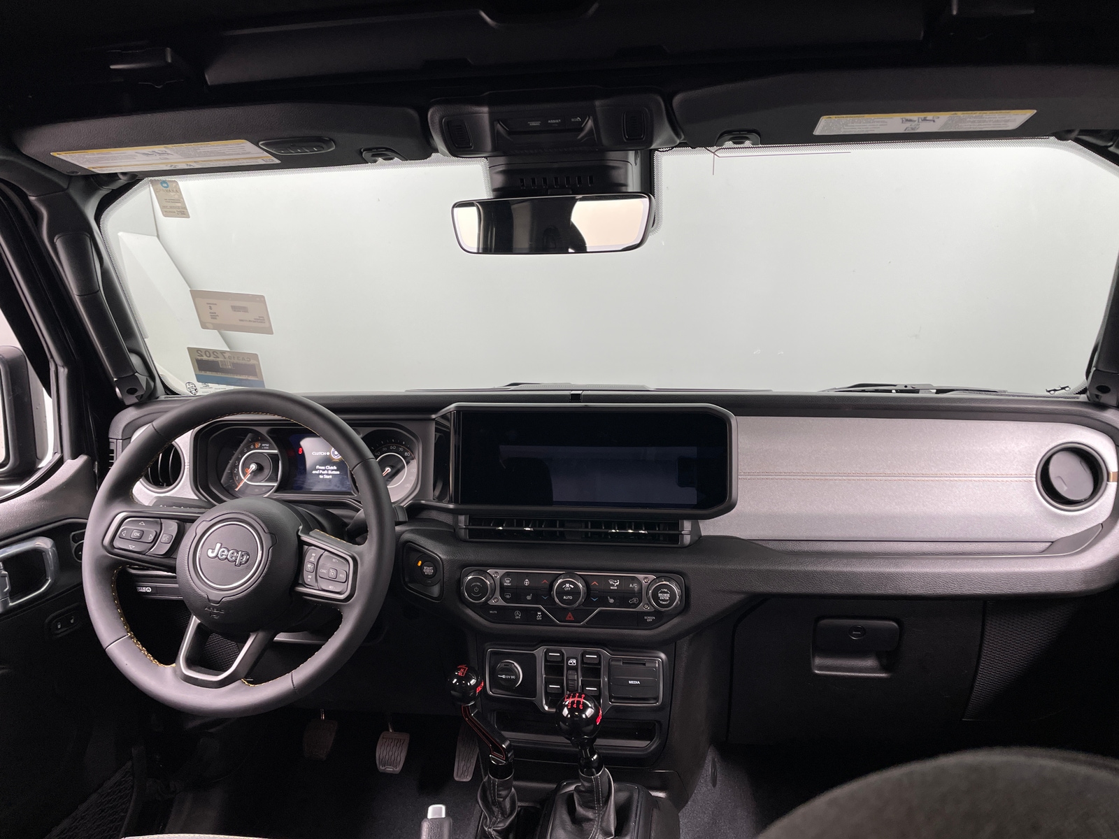 Thumbnail: 2024 Jeep Gladiator - 3