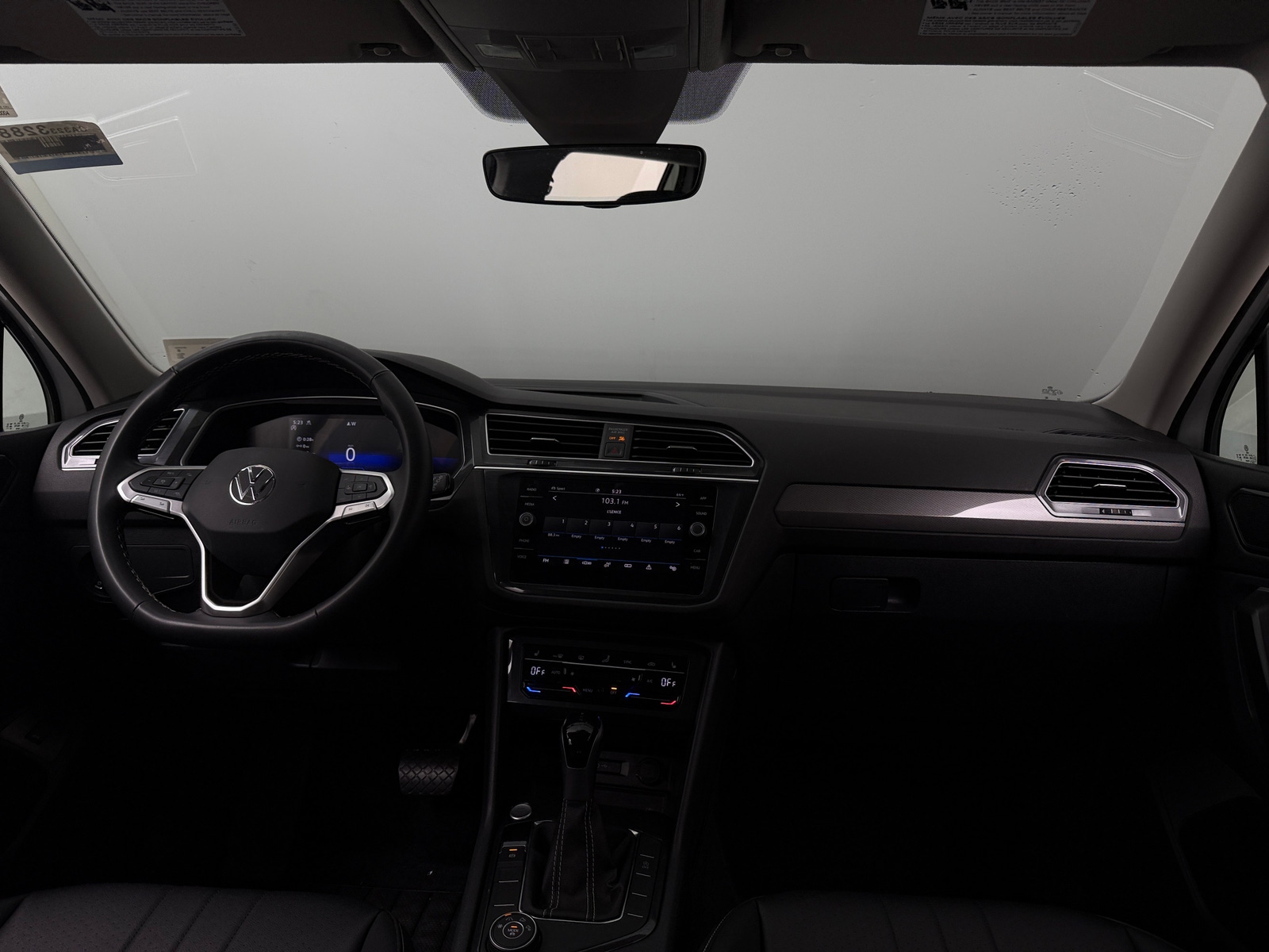 Thumbnail: 2024 Volkswagen Tiguan - 2
