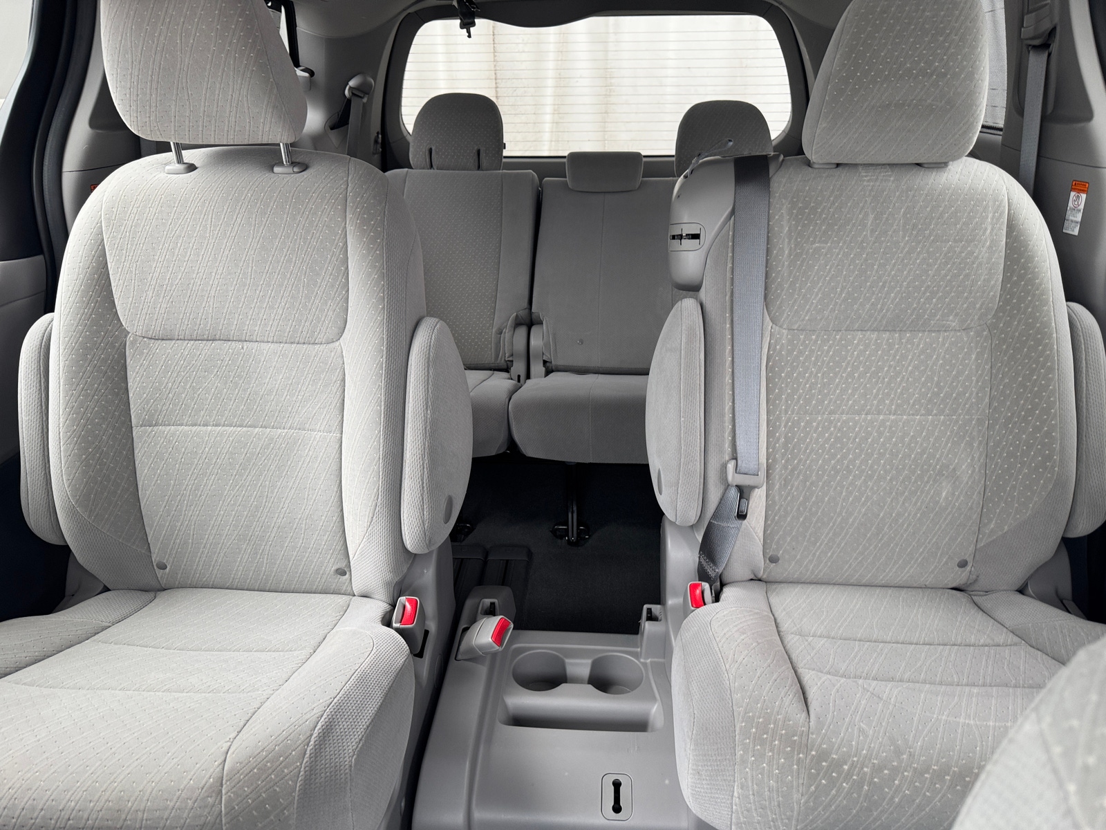 Thumbnail: 2020 Toyota Sienna - 6