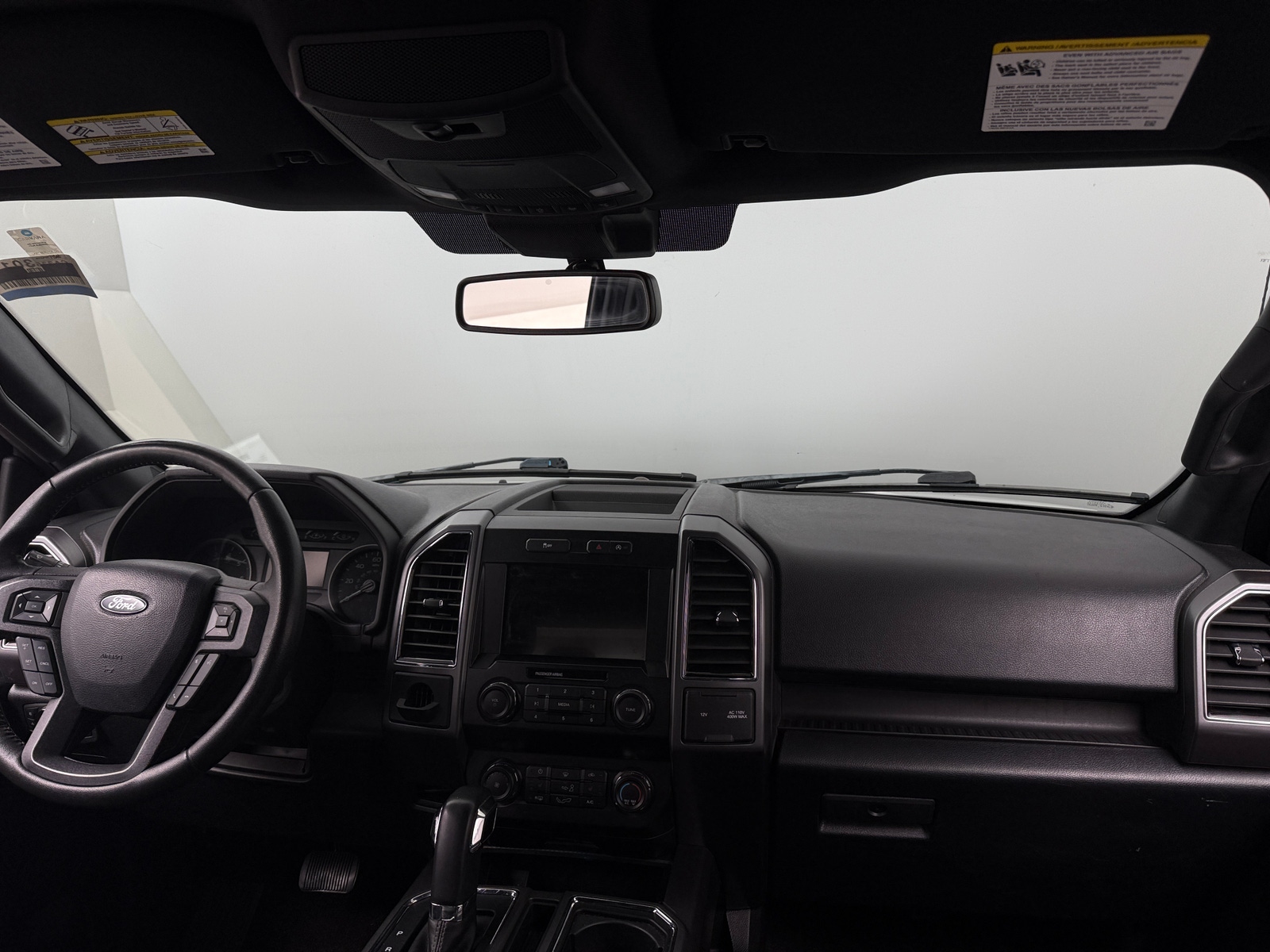 Thumbnail: 2019 Ford Econoline - 3