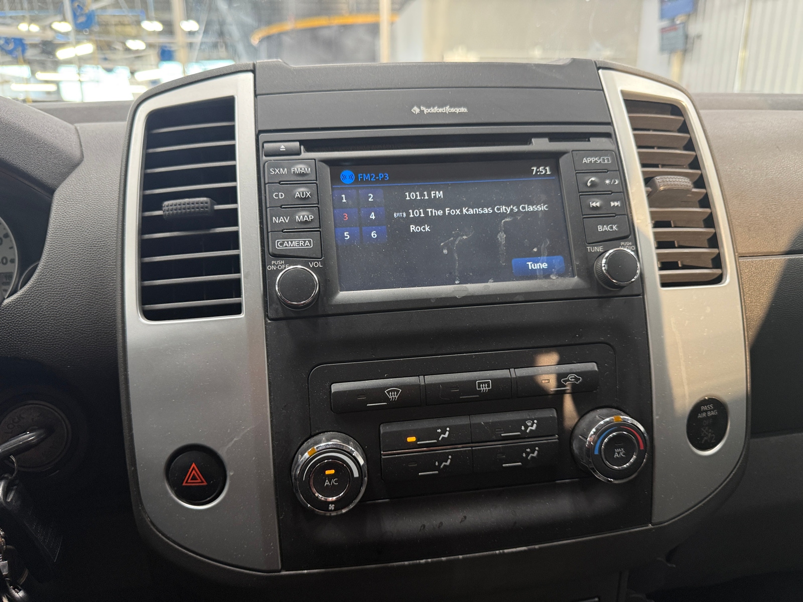 Thumbnail: 2015 Nissan Xterra - 4