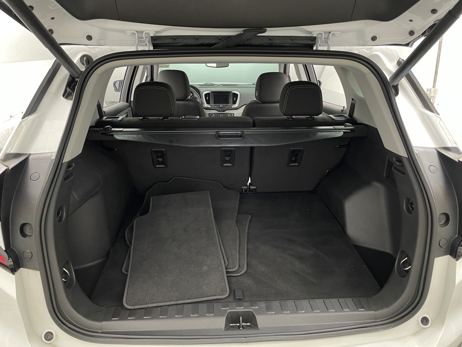 Thumbnail: 2023 GMC Terrain - 7