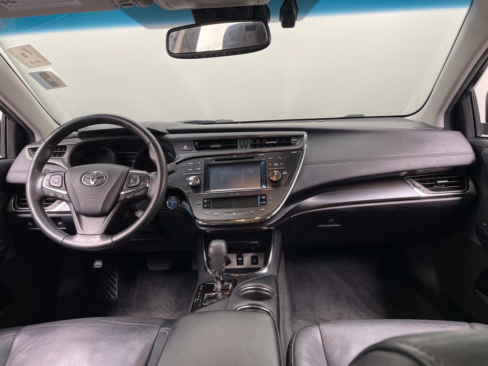 Thumbnail: 2017 Toyota Avalon - 2