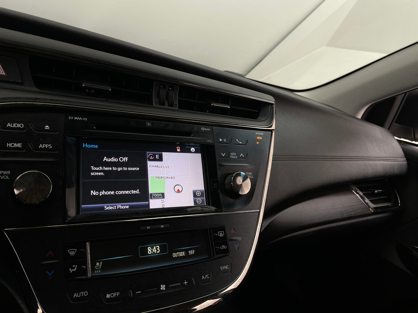 Thumbnail: 2017 Toyota Avalon - 3