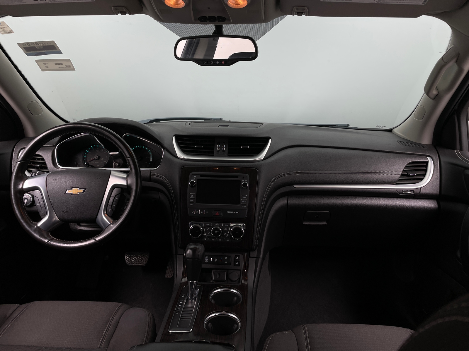 Thumbnail: 2017 Chevrolet Traverse - 3