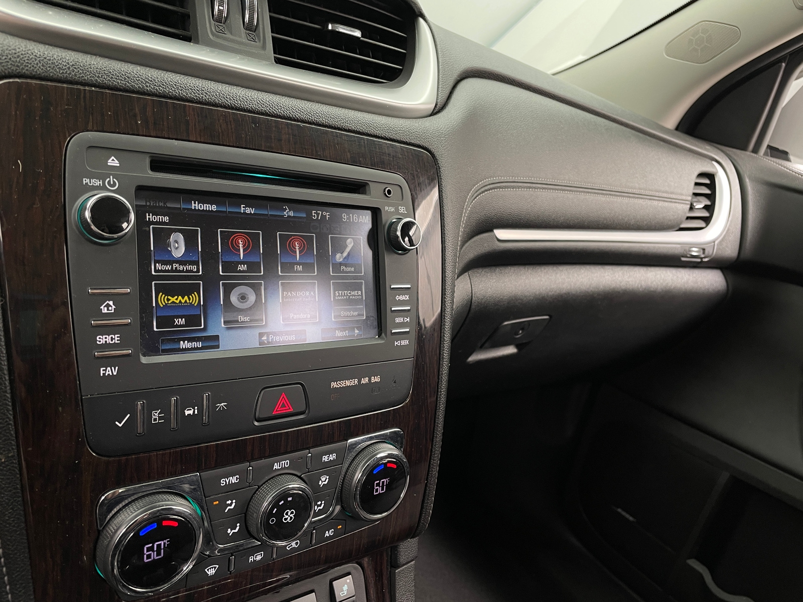 Thumbnail: 2017 Chevrolet Traverse - 4