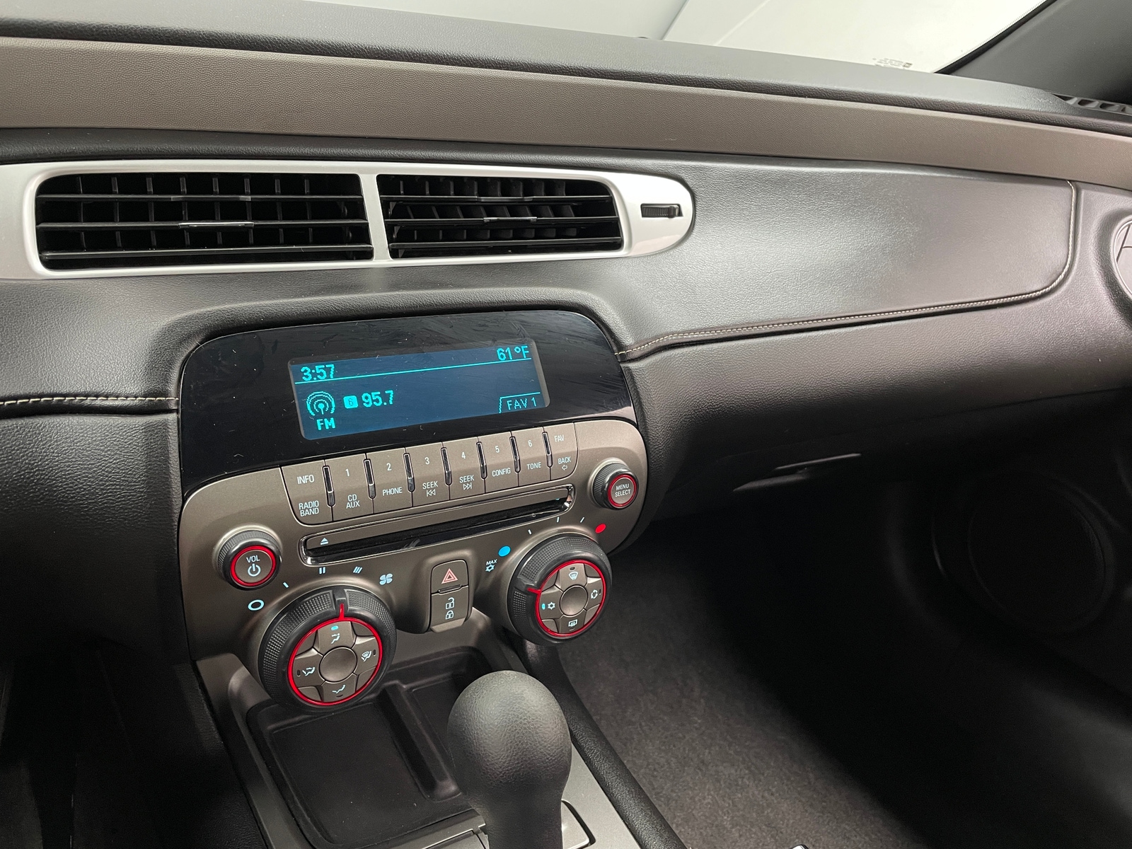 Thumbnail: 2014 Chevrolet Camaro - 3