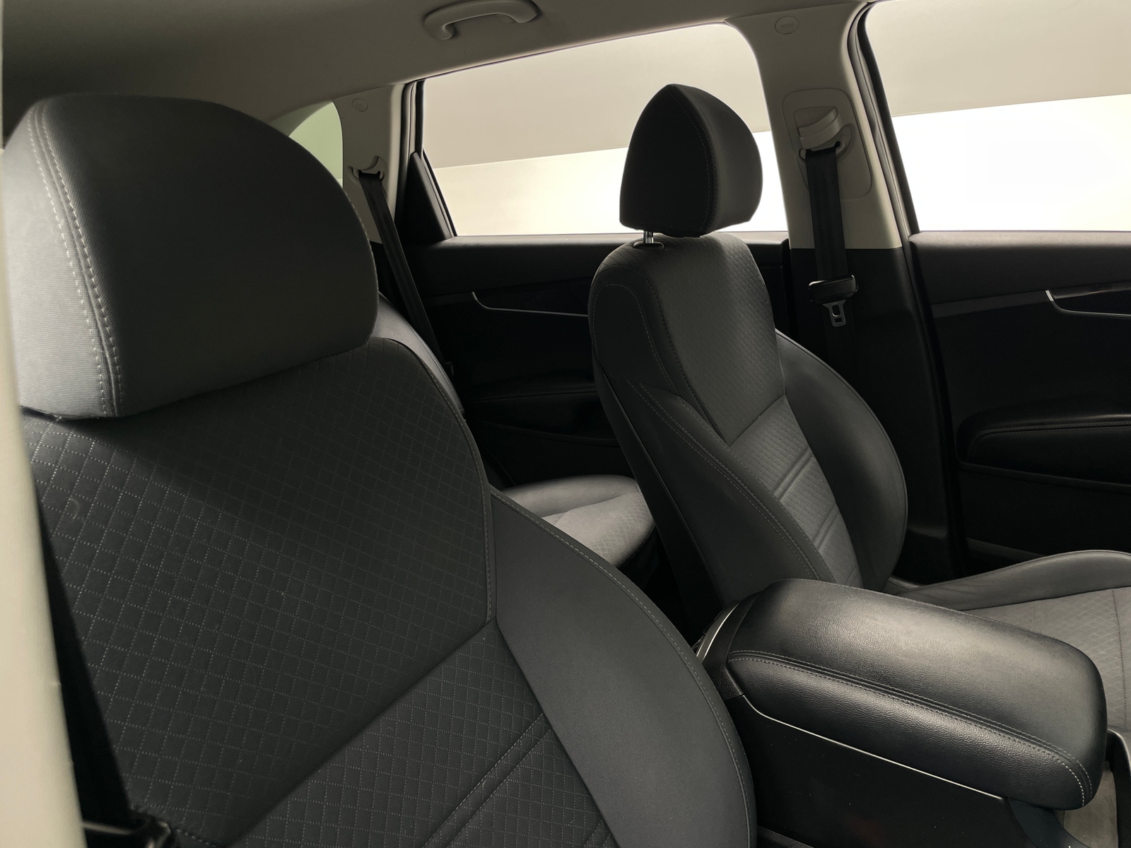 Thumbnail: 2018 Kia Sorento - 2