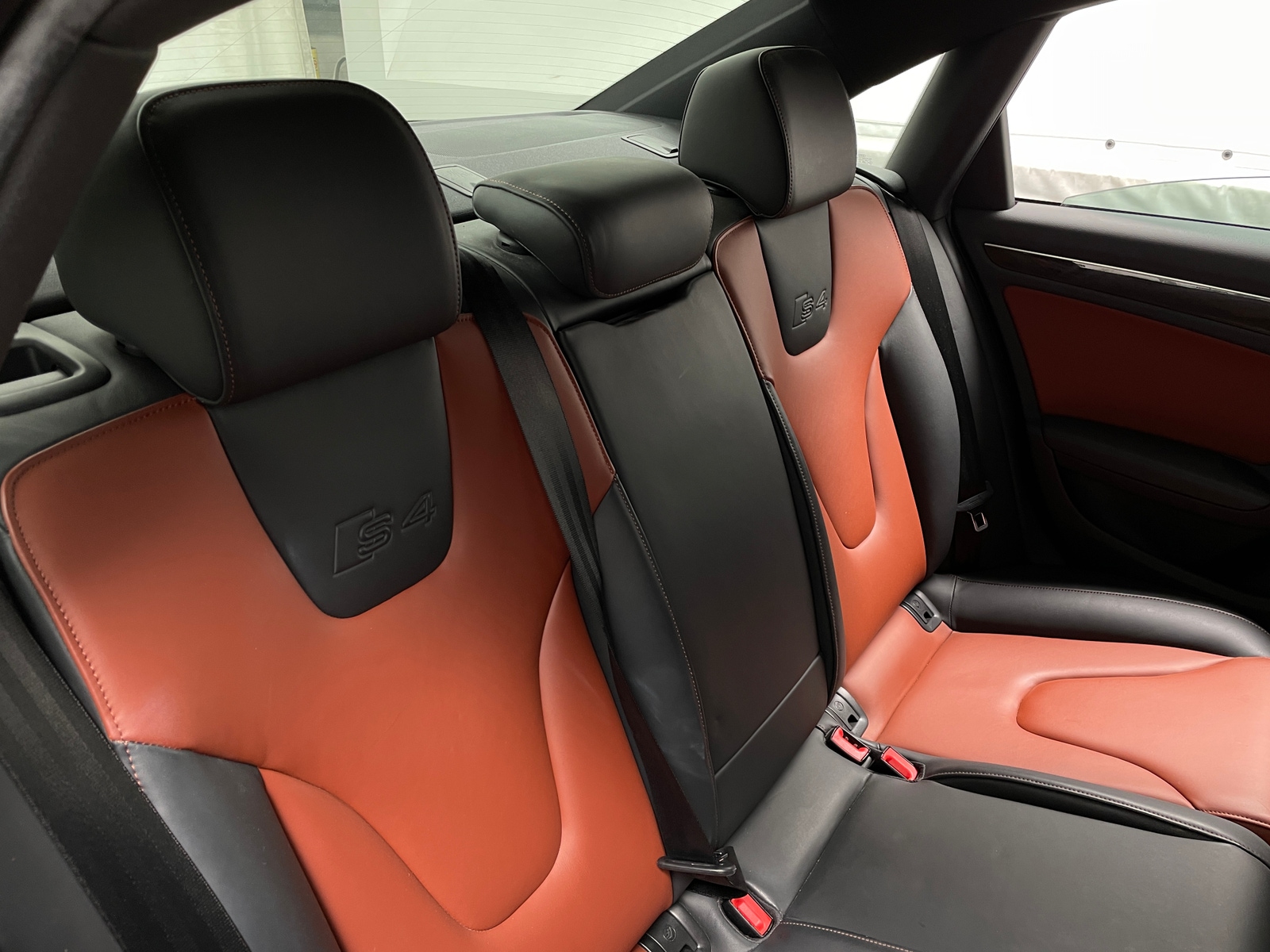Thumbnail: 2011 Audi S4 - 5
