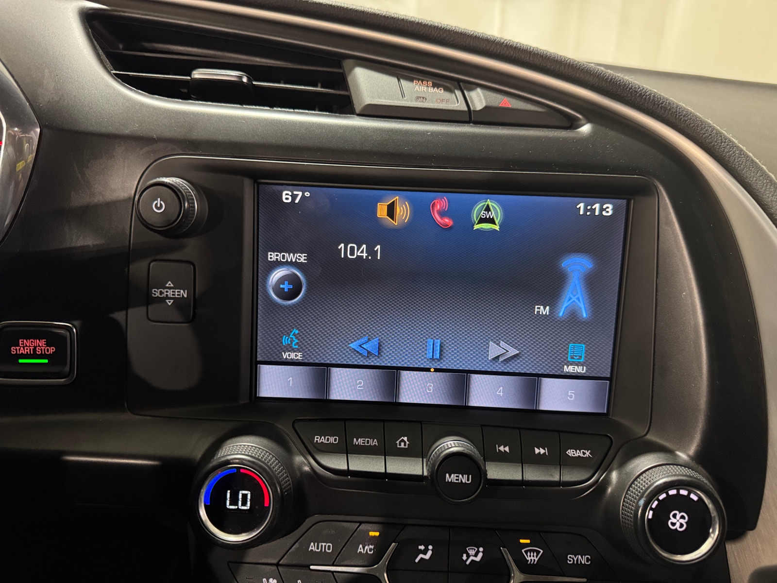Thumbnail: 2015 Chevrolet Corvette - 2