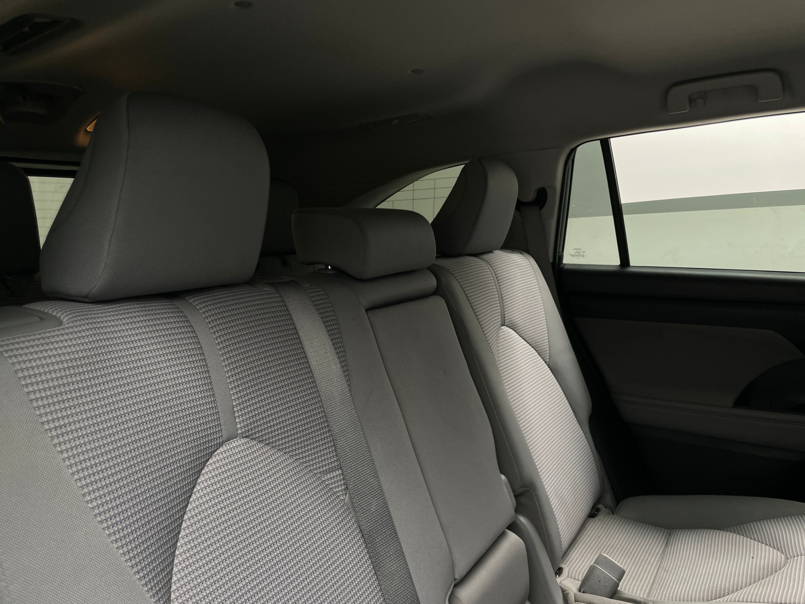 Thumbnail: 2023 Toyota Highlander - 6