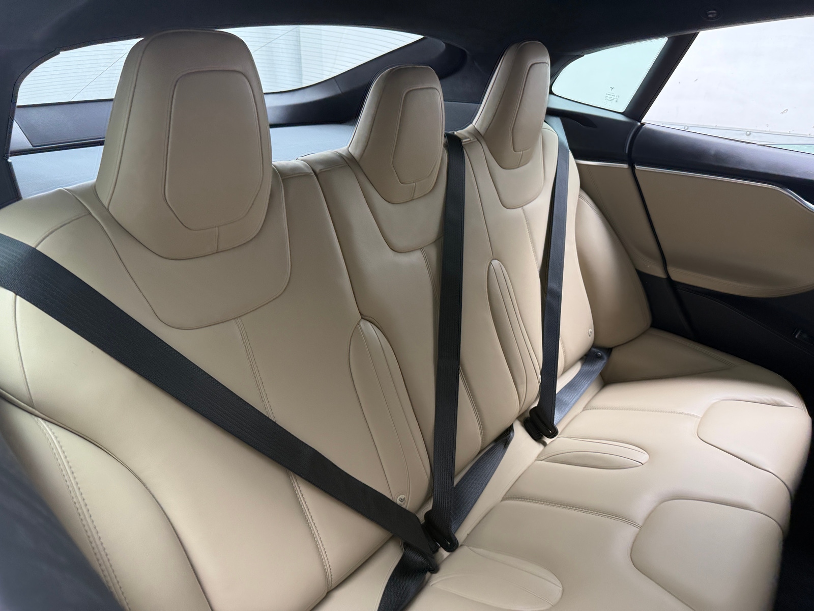 Thumbnail: 2016 Tesla Model S - 5