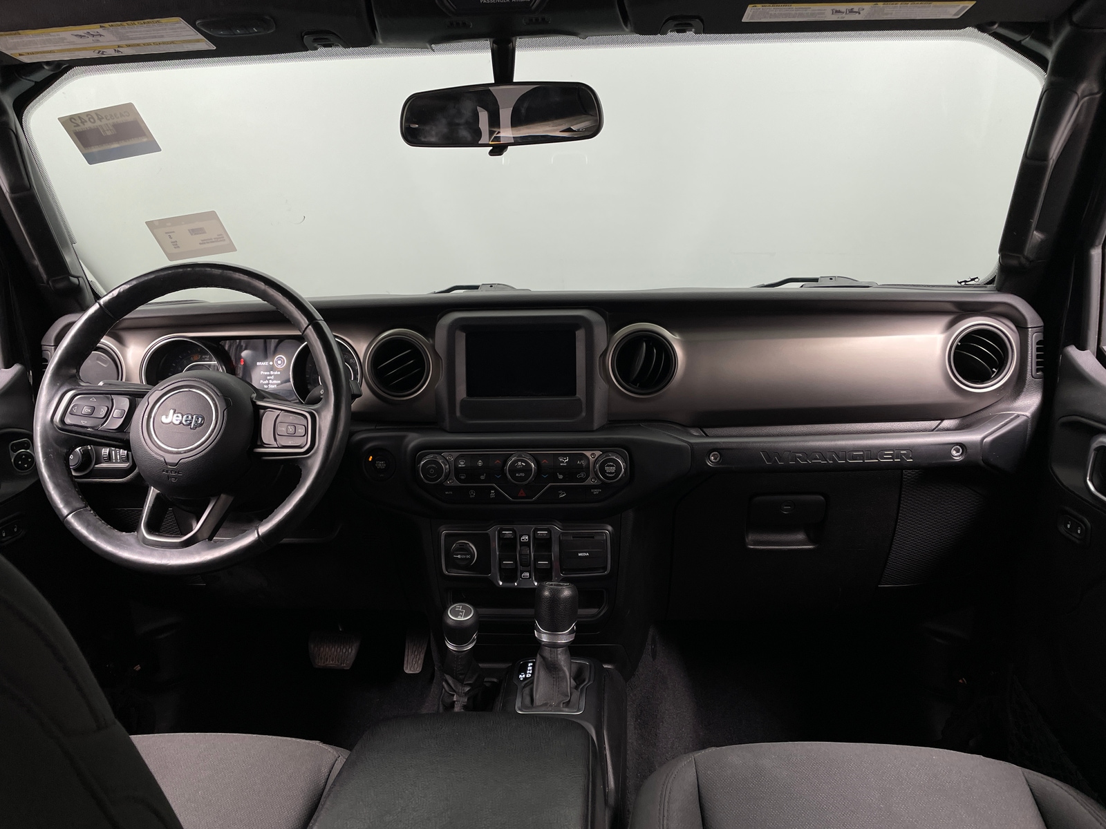 Thumbnail: 2019 Jeep Wrangler - 3