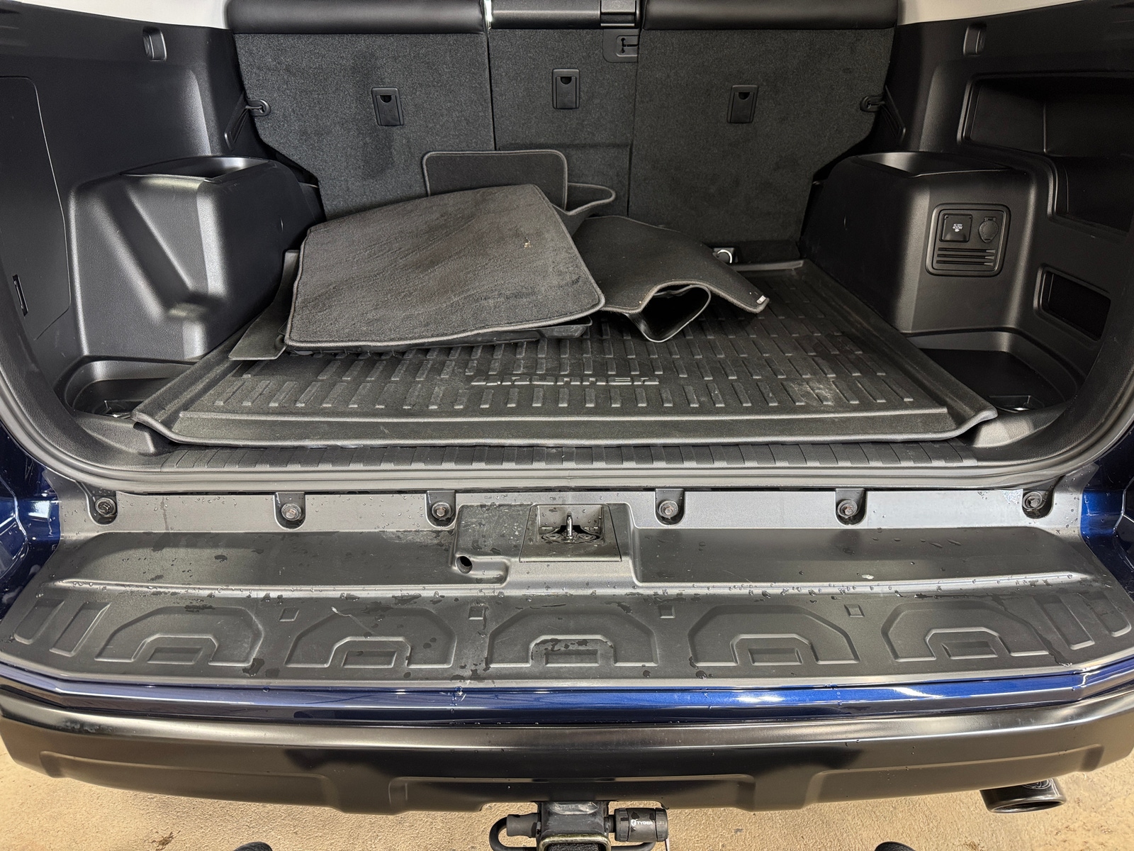 Thumbnail: 2019 Toyota 4Runner - 6