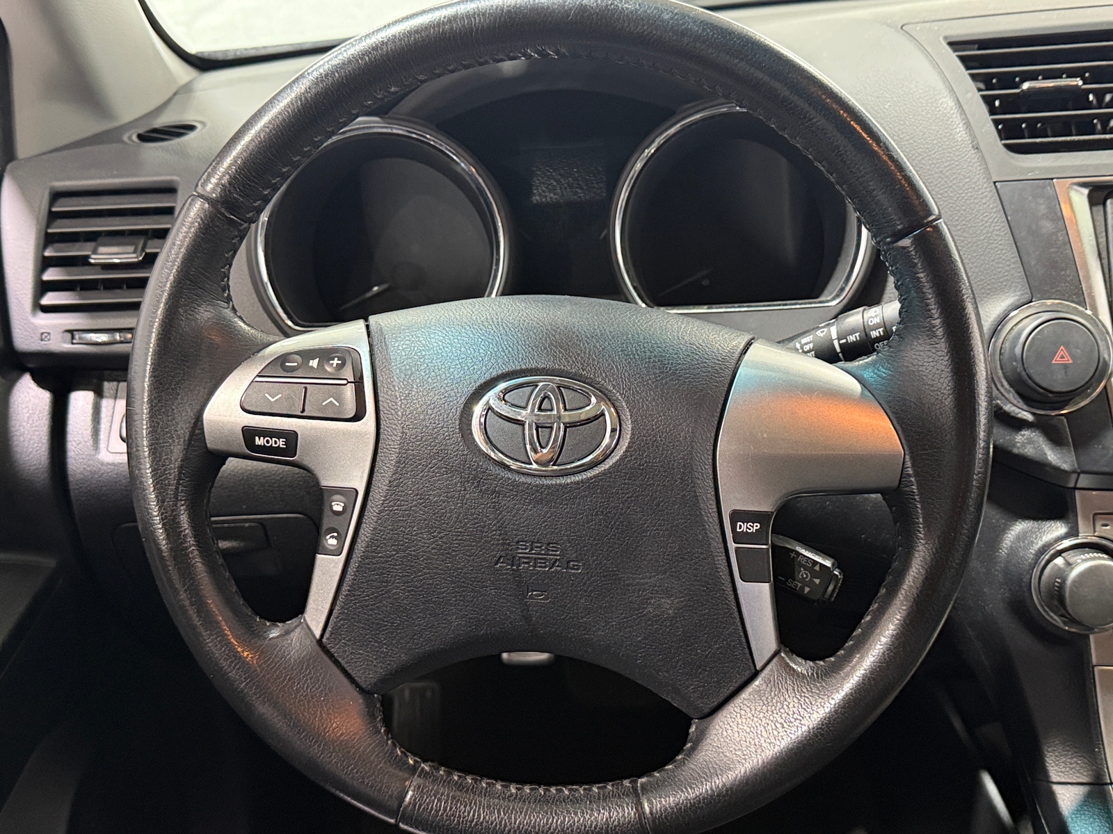 Thumbnail: 2013 Toyota Highlander - 4