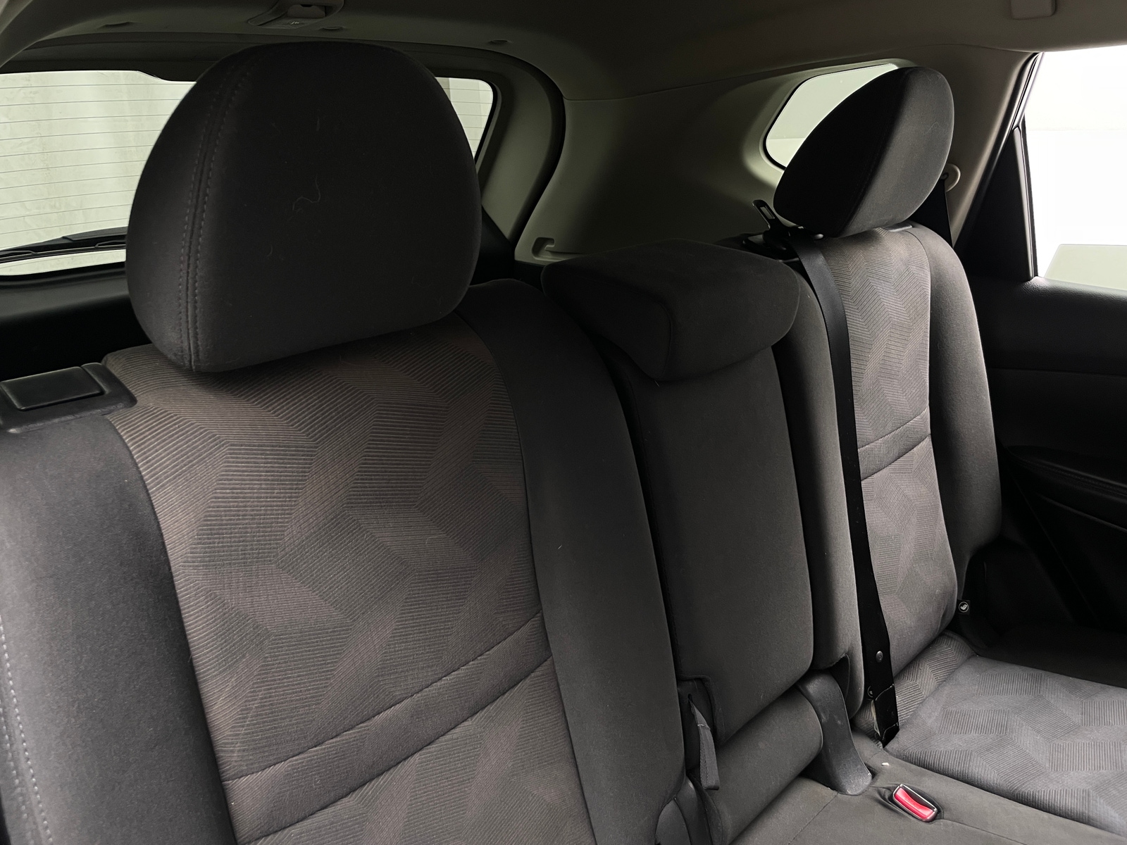 Thumbnail: 2016 Nissan Rogue - 6