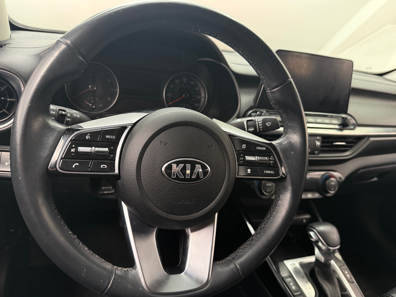 Thumbnail: 2019 Kia Forte - 4