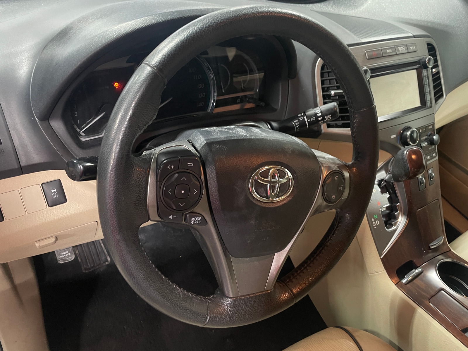 Thumbnail: 2013 Toyota Venza - 4