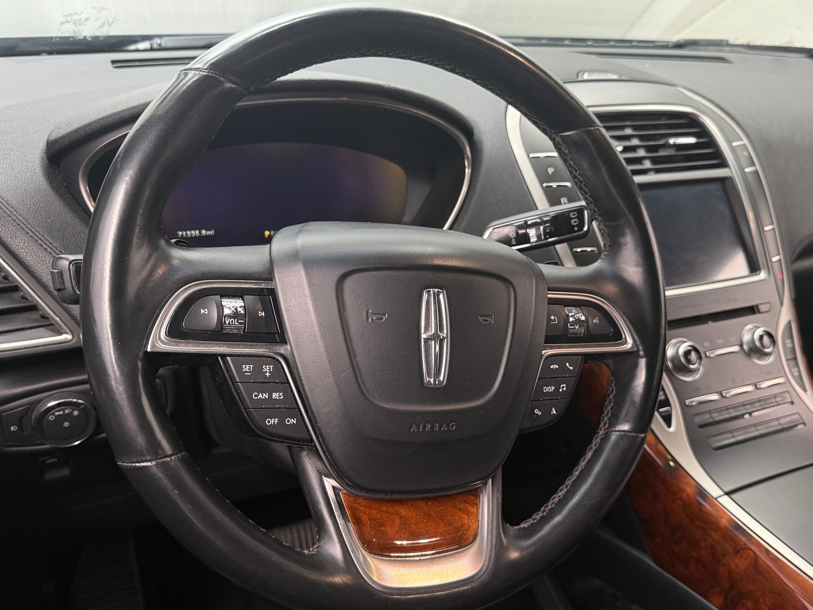 Thumbnail: 2019 Lincoln Nautilus - 5