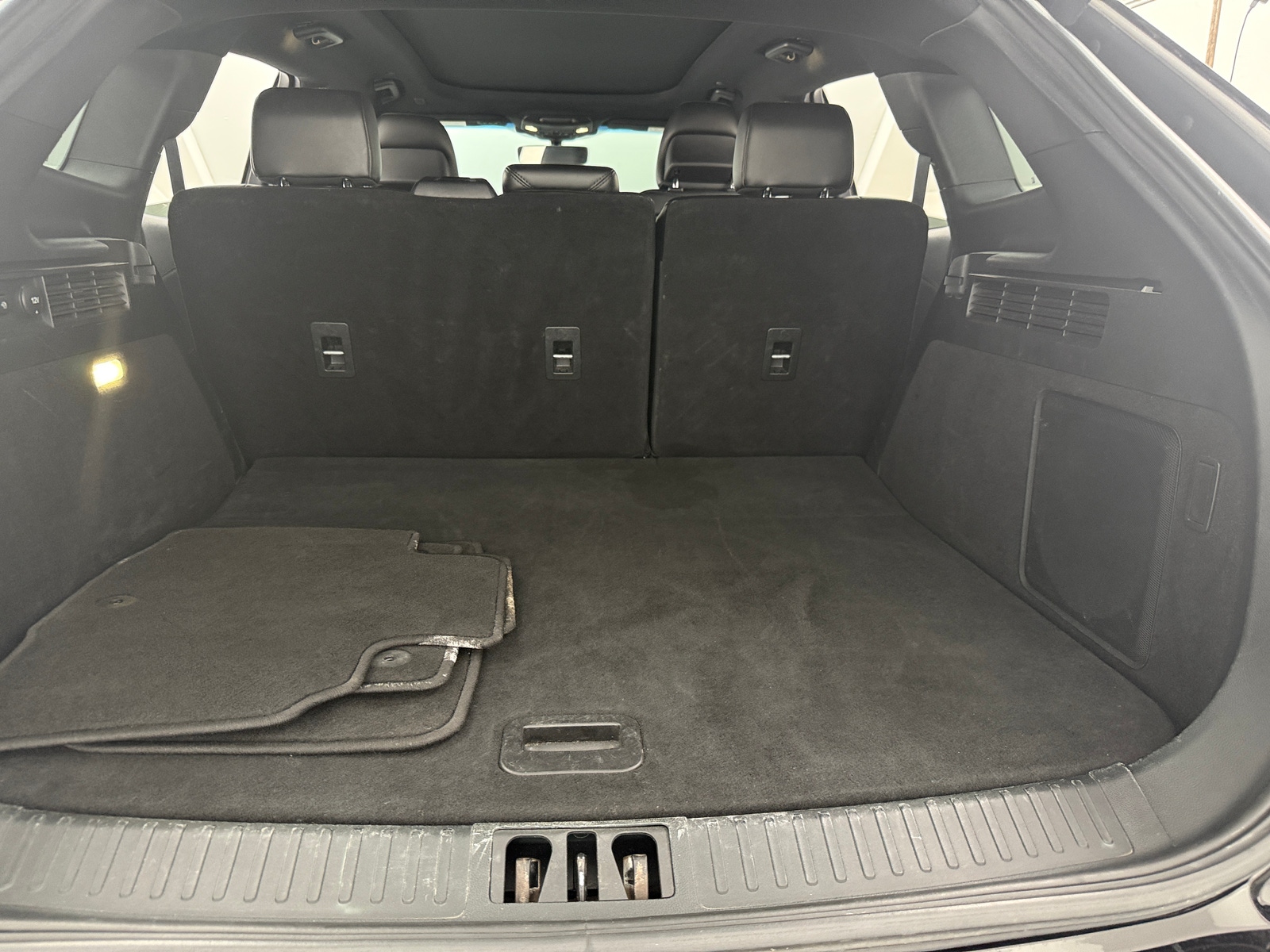 Thumbnail: 2019 Lincoln Nautilus - 7