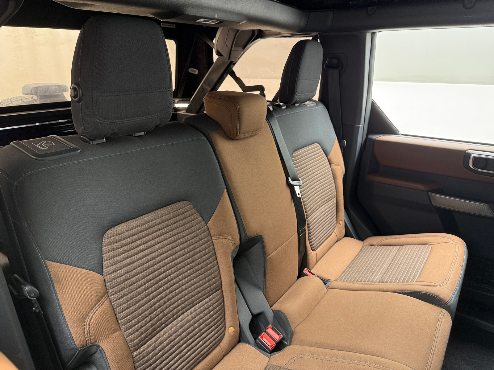 Thumbnail: 2021 Ford Bronco - 6