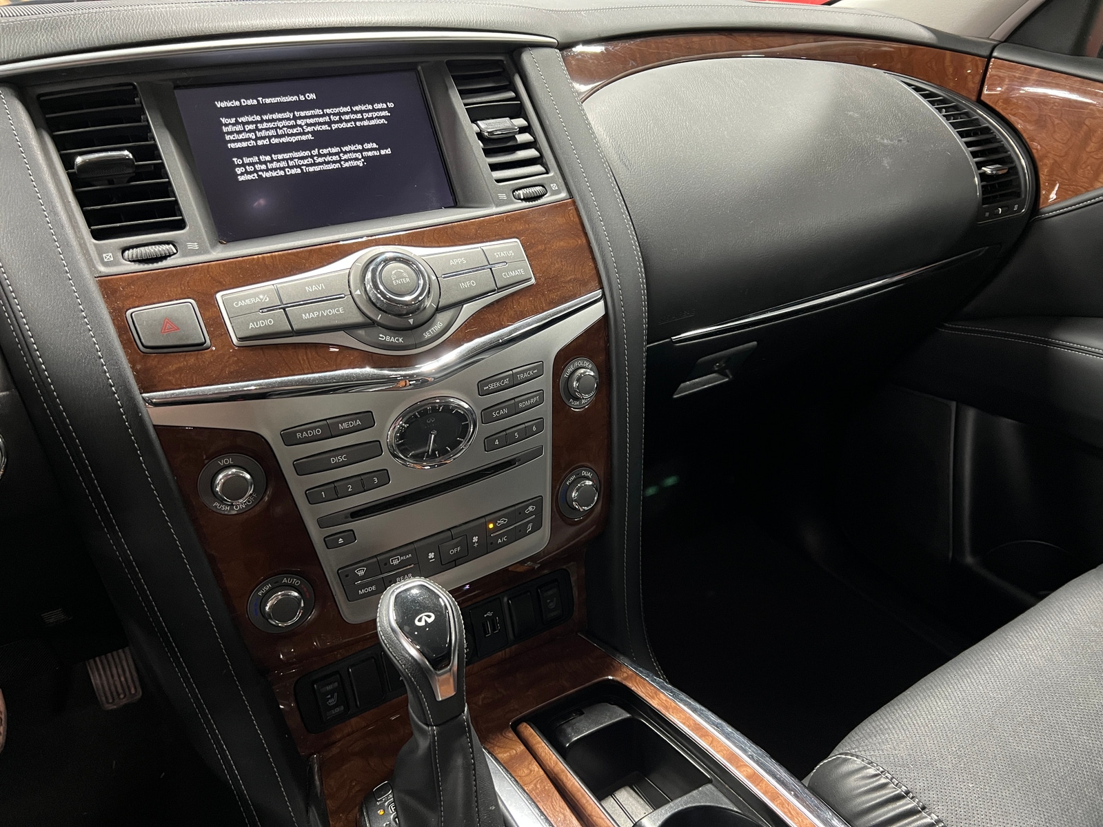 Thumbnail: 2019 INFINITI QX80 - 3