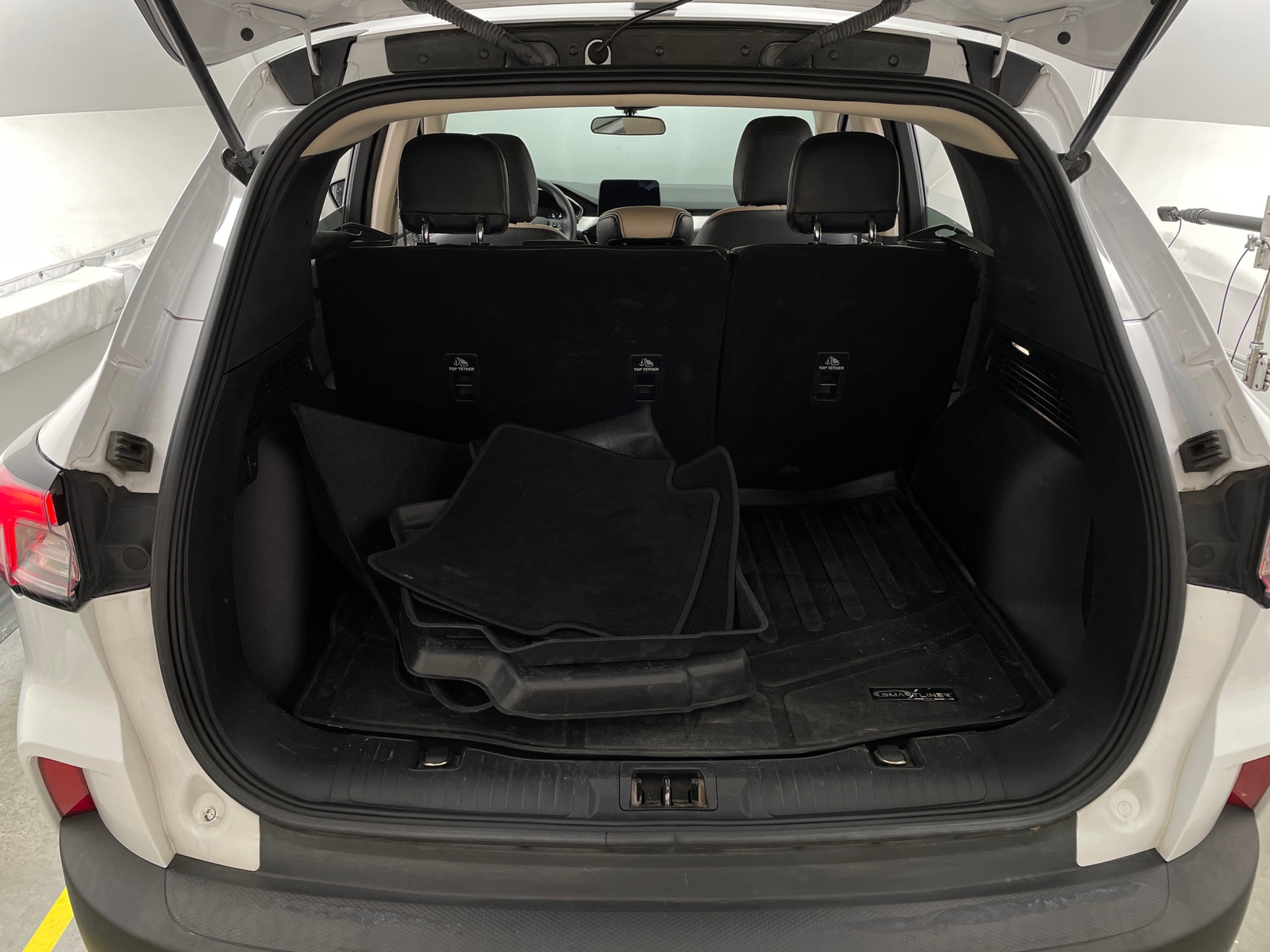 Thumbnail: 2020 Ford Escape - 7